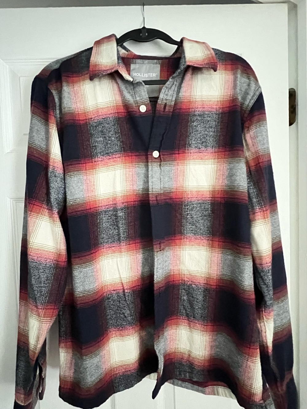 Hollister Men's Navy, Red & Cream Plaid Button-Up Shirt